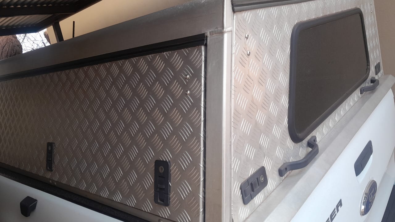 Ford Ranger 2.2 double cap canopy for sale 2021 model - Private Seller