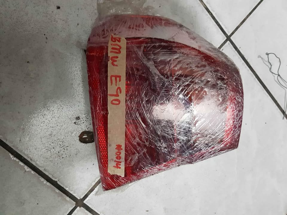 BMW  E90  TAILLIGHT - Private Seller
