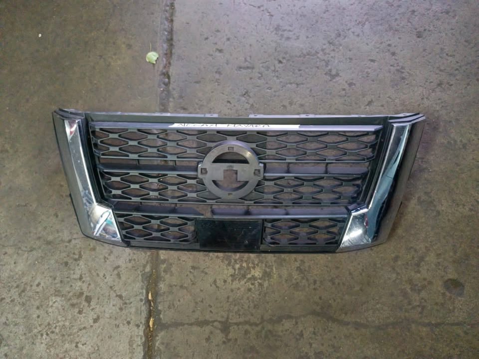 Nissan Navara front Grill - Private Seller Nissan Navara front Grill - Private Seller
