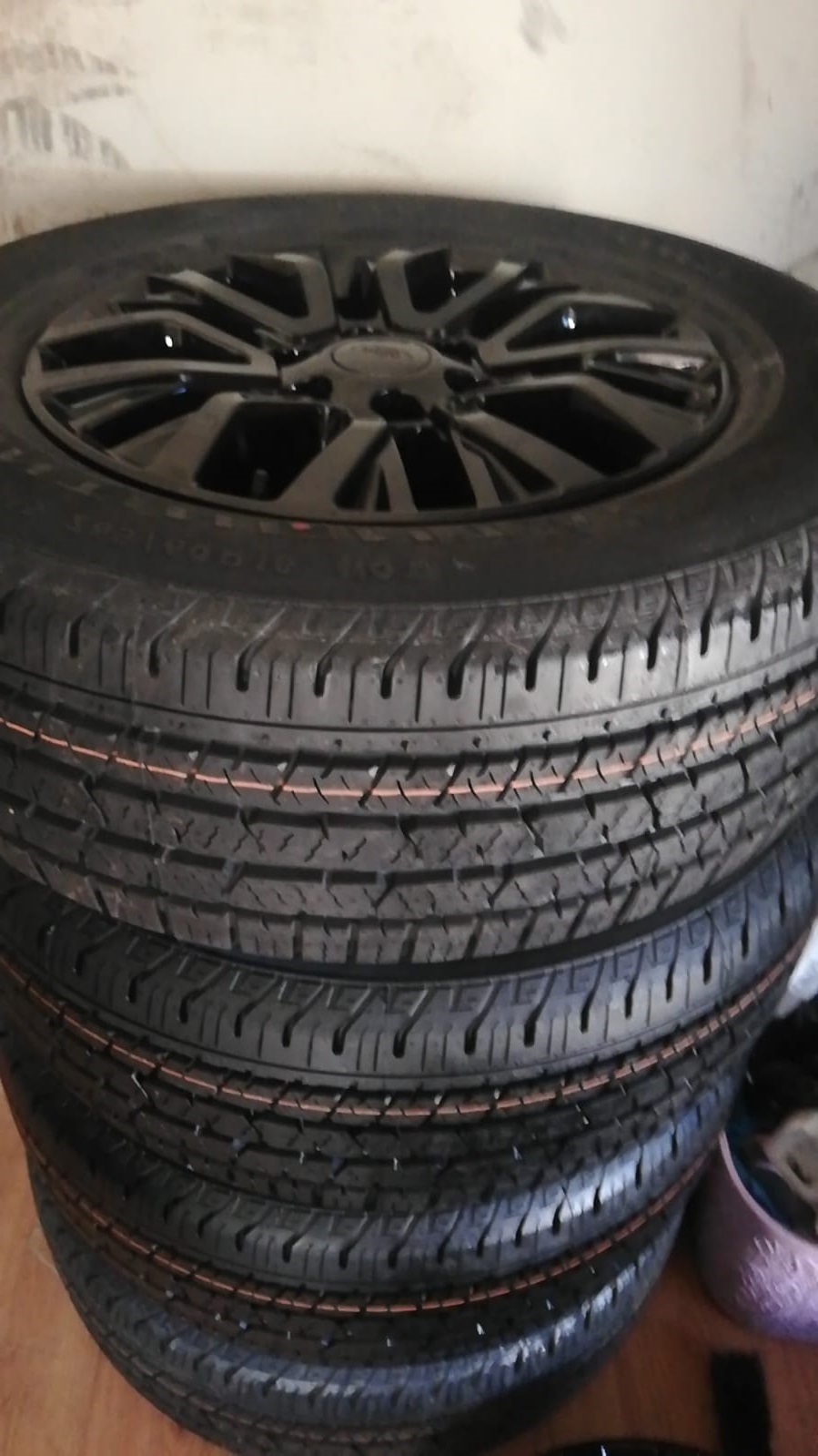 18 inch Ford Stormtrack/Thunder original mags with brand new 265/60/18 Continent - Private Seller 18 inch Ford Stormtrack/Thunder original mags with brand new 265/60/18 Continent - Private Seller