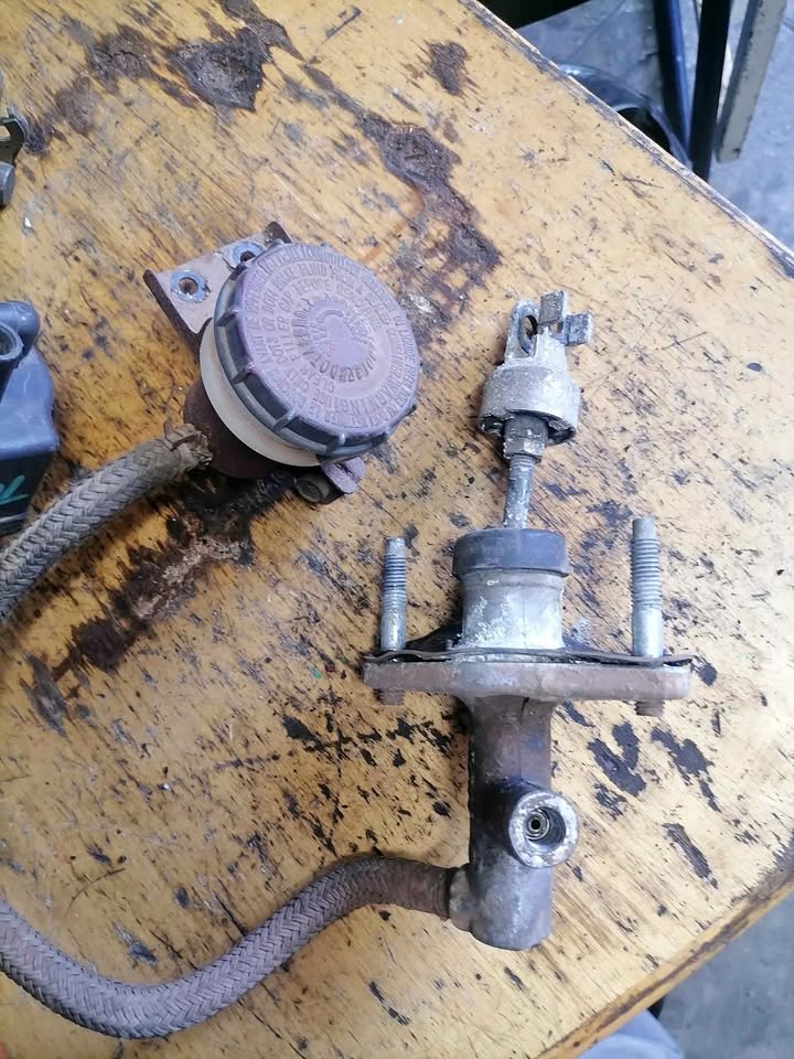 Honda Ballade S04 Clutch Master Cylinder - Private Seller Honda Ballade S04 Clutch Master Cylinder - Private Seller