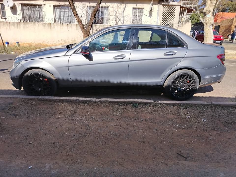 2010 Mercedes Benz C180 kompressor