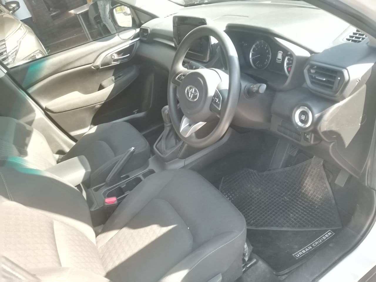 2024 Toyota Urban Cruiser 1.5 Xs 77KW MINI SUV Manual 4,000km Cloth Seats, Tow B