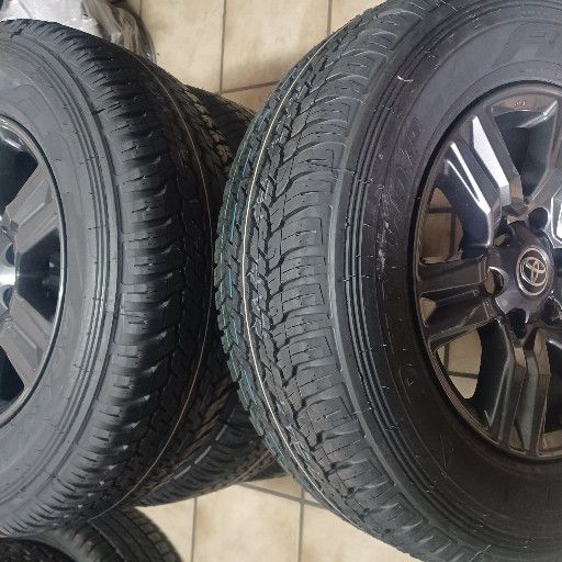 Toyota 17inch rims and tyres