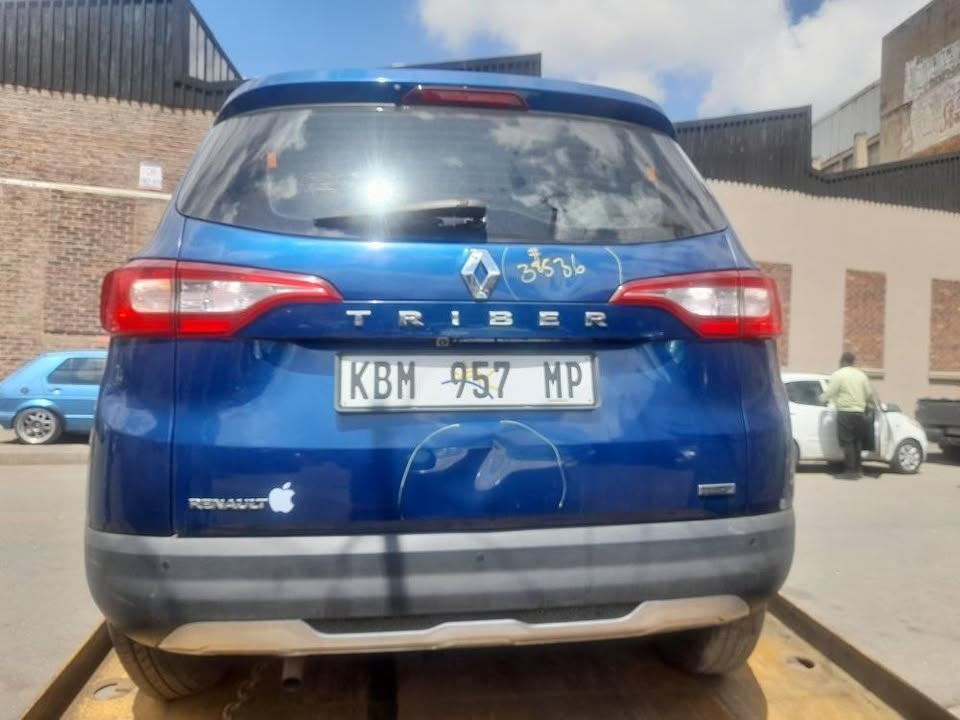 2014 RENAULT TRIBER STRIPPING FOR PARTS - Private Seller 2014 RENAULT TRIBER STRIPPING FOR PARTS - Private Seller