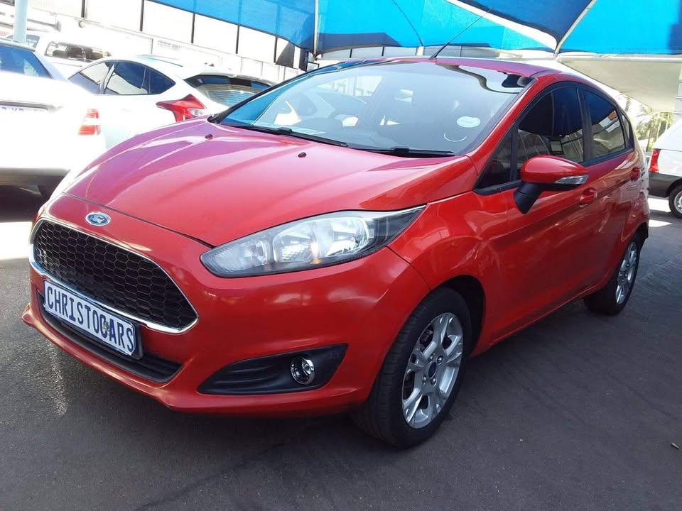 2013 Ford fiesta hatchback manual 2013
