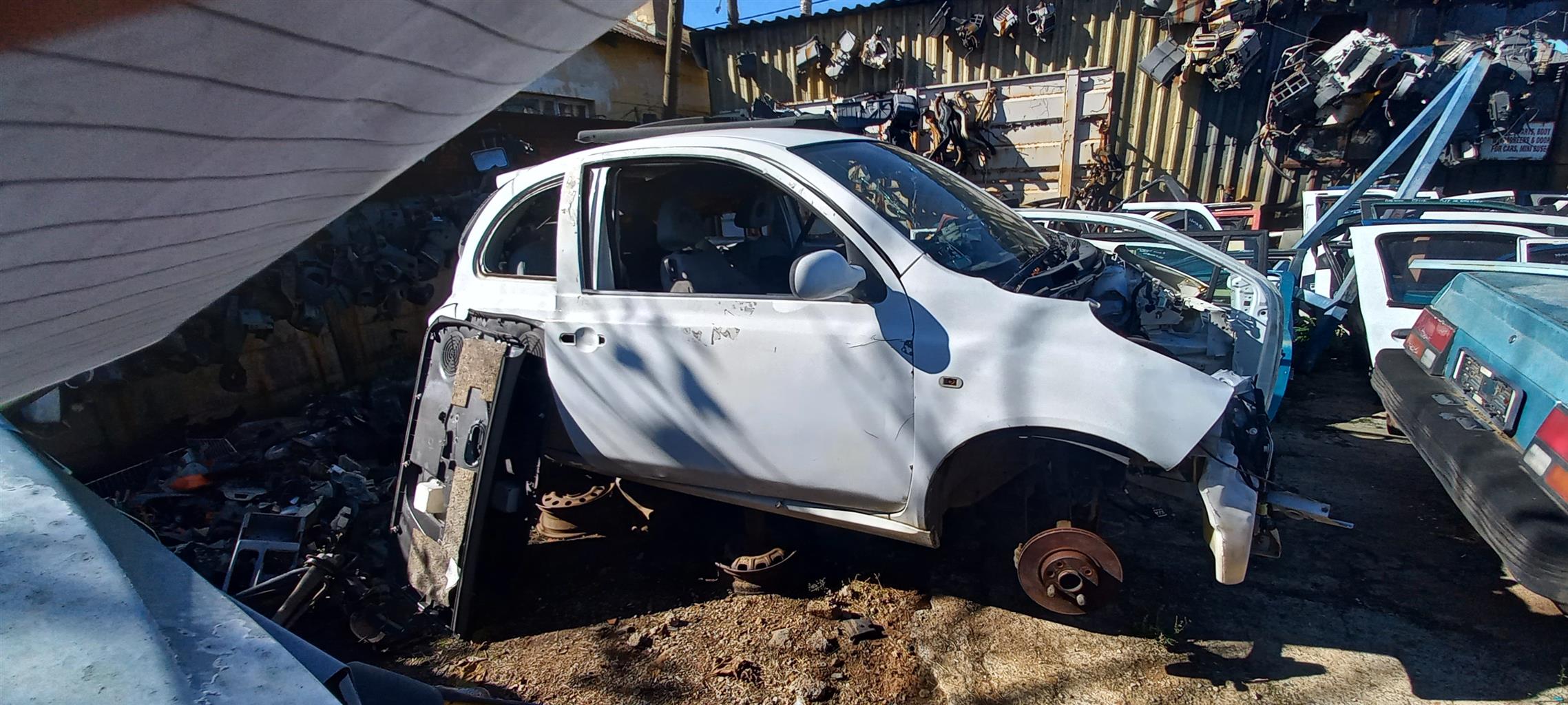 Nissan micra 2 door 2007 stripping a
