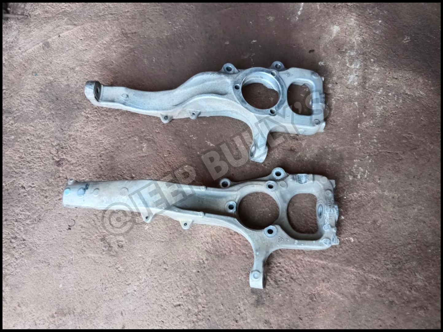 Jeep Grand Cherokee Wk1 Knuckles For Sale. - Private Seller Jeep Grand Cherokee Wk1 Knuckles For Sale. - Private Seller