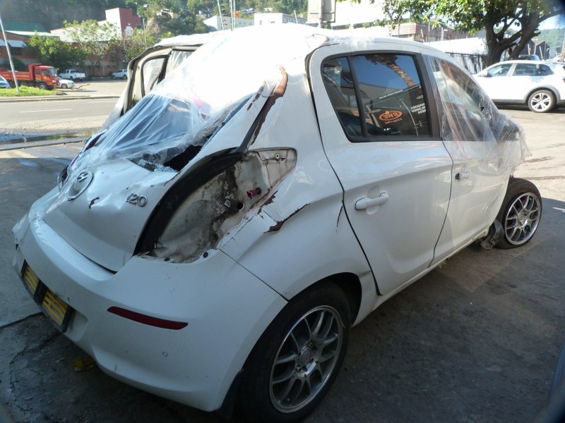 Hyundai i20 1.4 Fluid Manual White - 2014 STRIPPING FOR SPARES - Private Seller Hyundai i20 1.4 Fluid Manual White - 2014 STRIPPING FOR SPARES - Private Seller