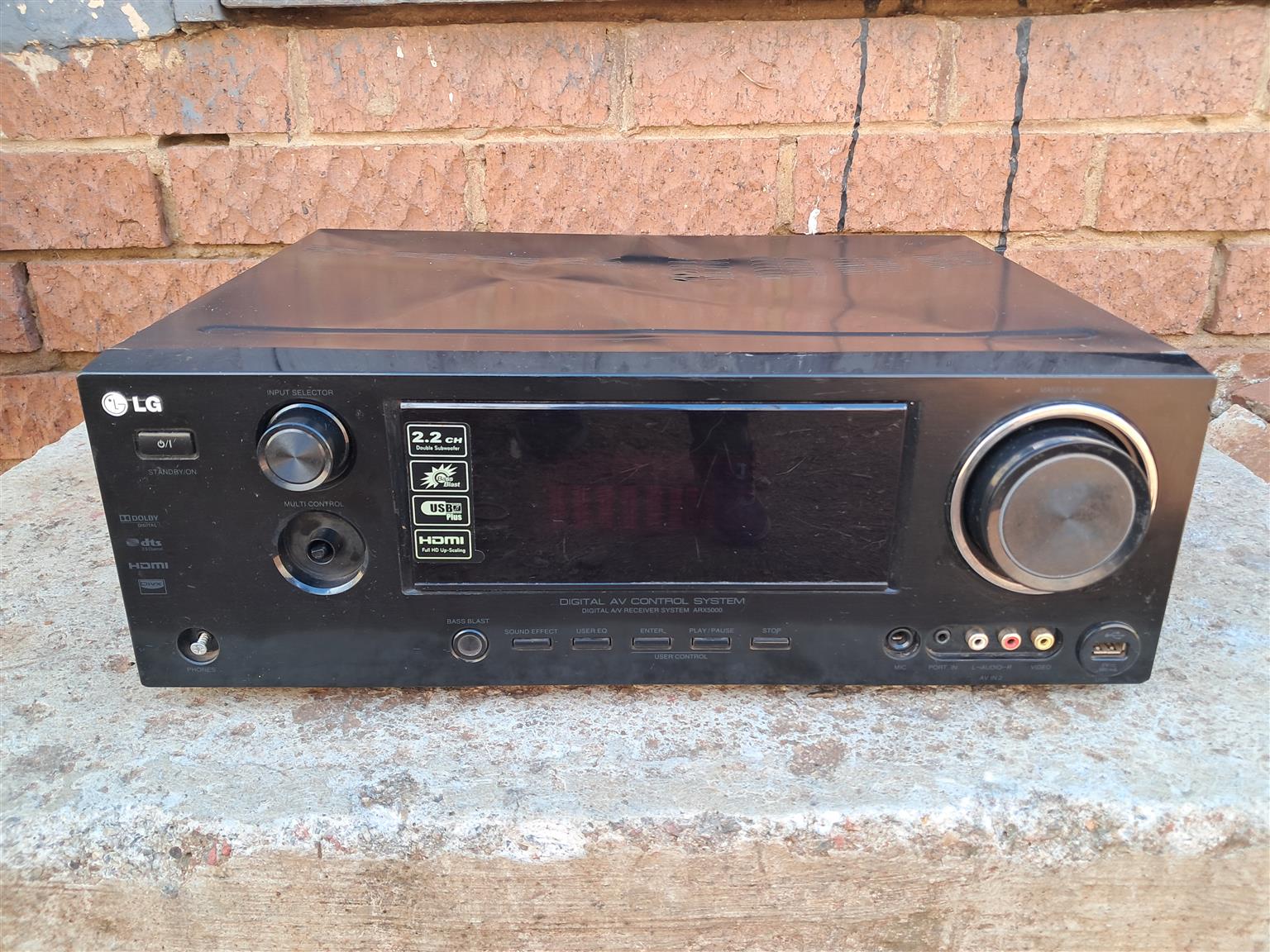 LG ARX-5000 2.2 Channel AV Reciever