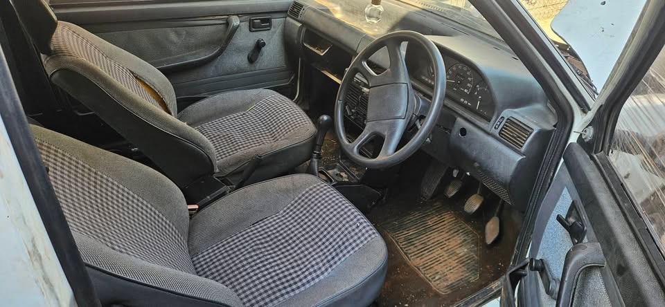 Unos stripping for spares - Private Seller