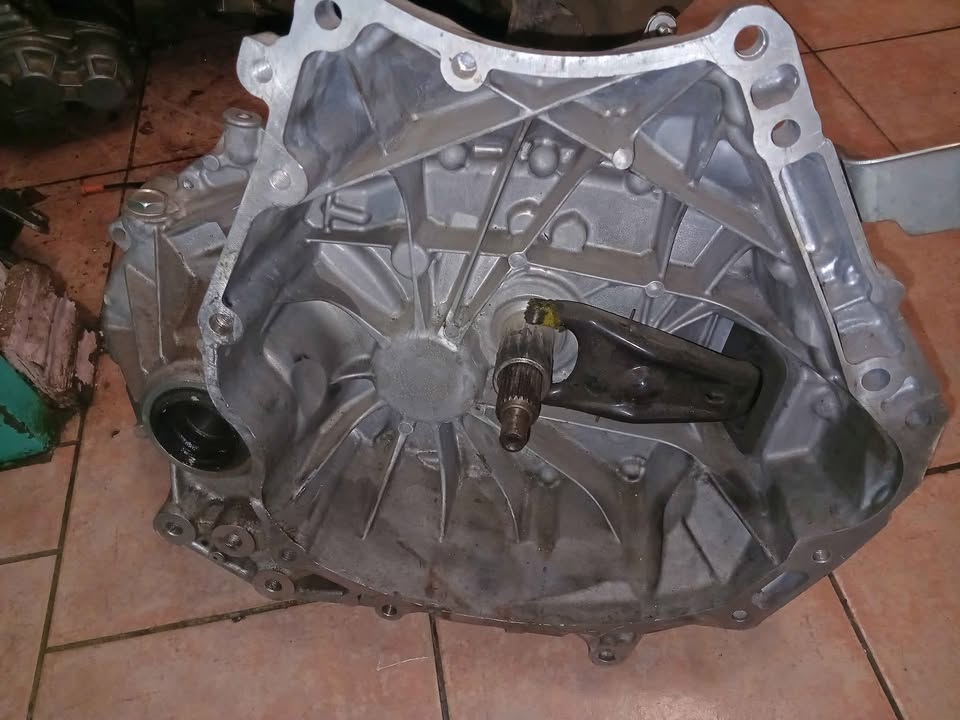 Mazda cx5 maunal gear box - Private Seller