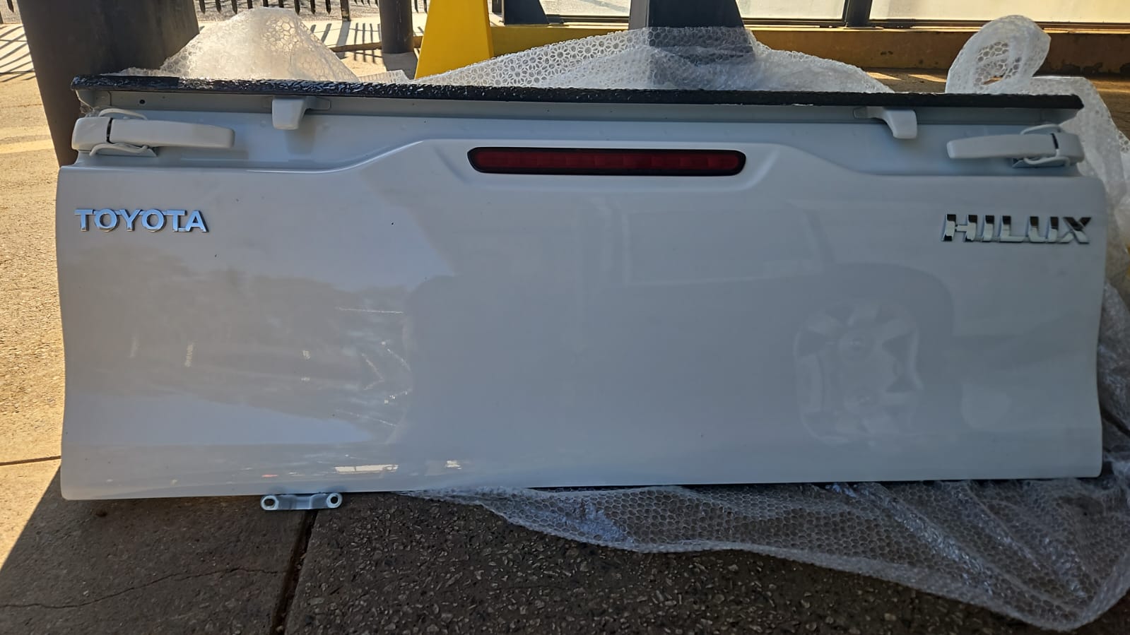 Tailgate for Toyota 2024 single Cab Hilux bakkie - Private Seller Tailgate for Toyota 2024 single Cab Hilux bakkie - Private Seller