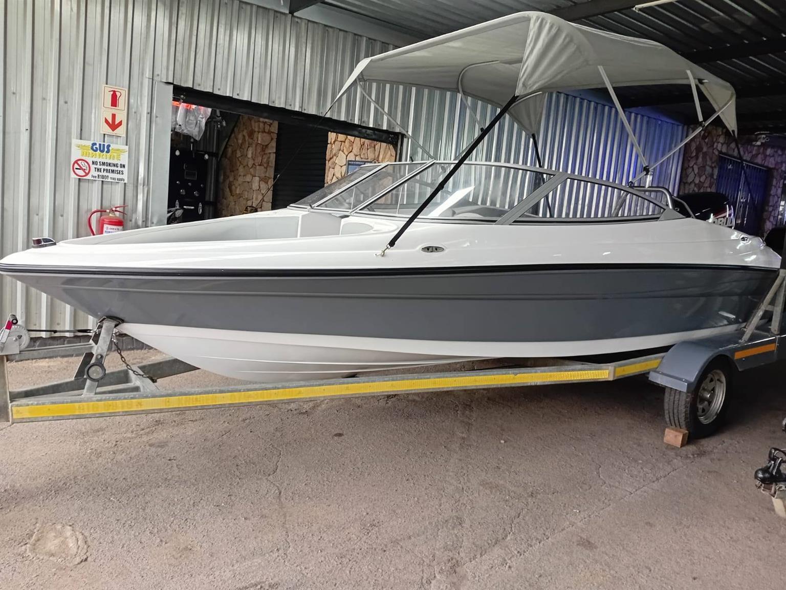 Scimitar 19, Evinrude E-Tech 225Hp HO - Private Seller Scimitar 19, Evinrude E-Tech 225Hp HO - Private Seller