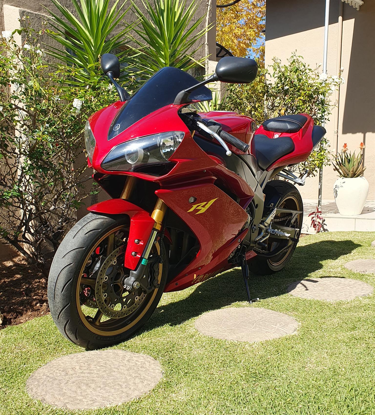 MINT!! 2008 YAMAHA YZF R1 | Junk Mail