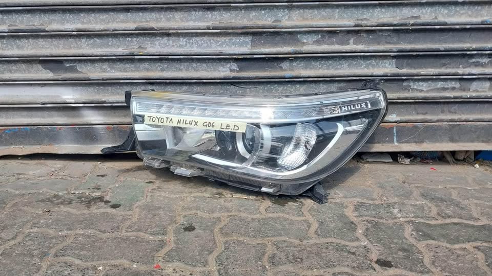 Toyota Hilux GD6 LED headlight - Private Seller Toyota Hilux GD6 LED headlight - Private Seller