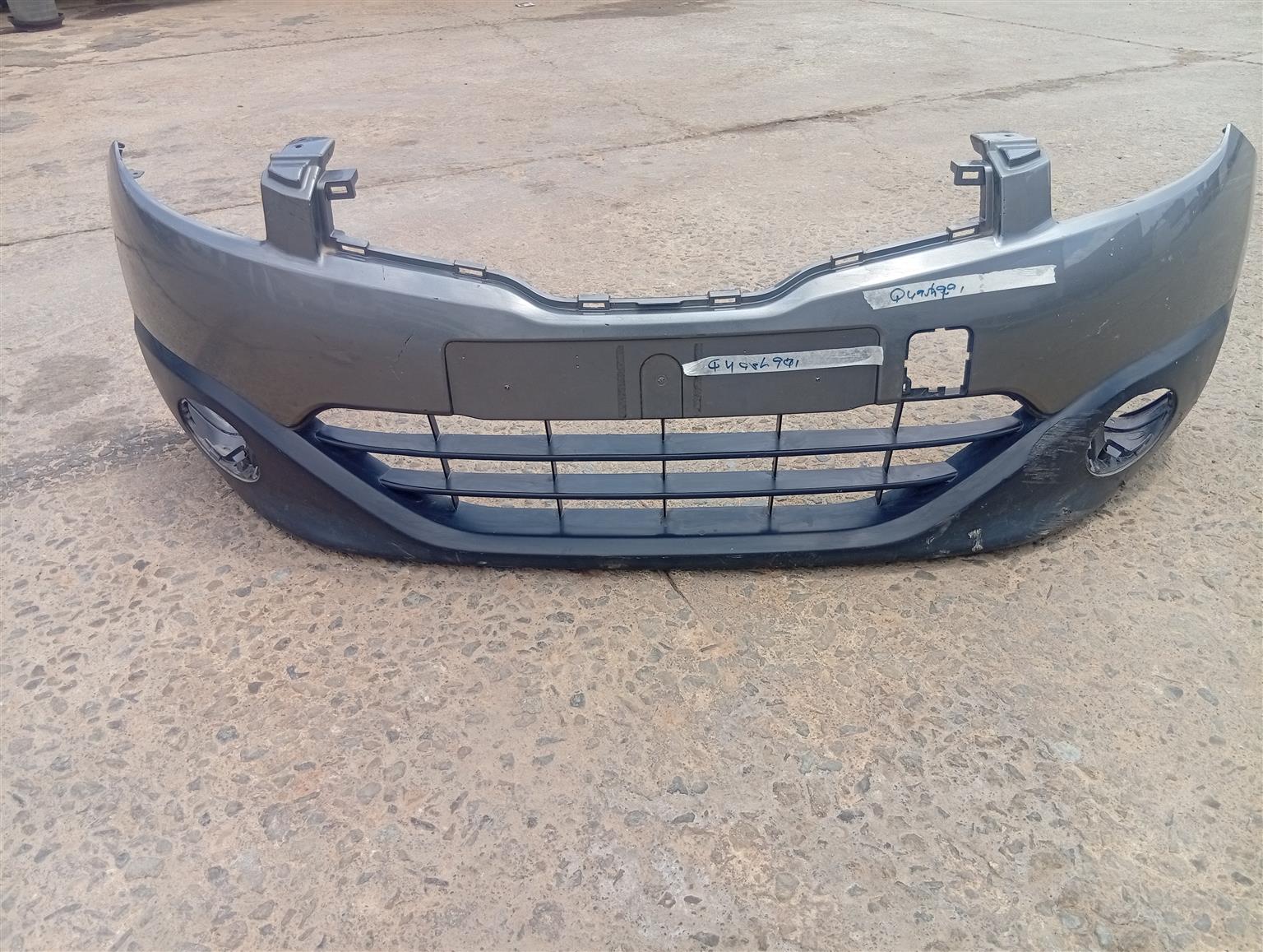 Nissan qashqai front bumper - Private Seller Nissan qashqai front bumper - Private Seller