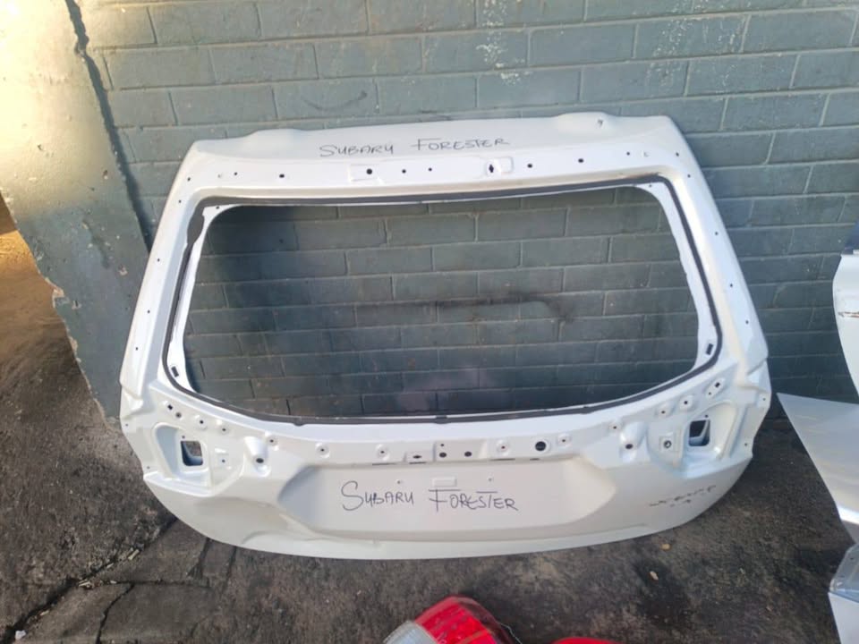 Subaru Forester tailgate - Private Seller