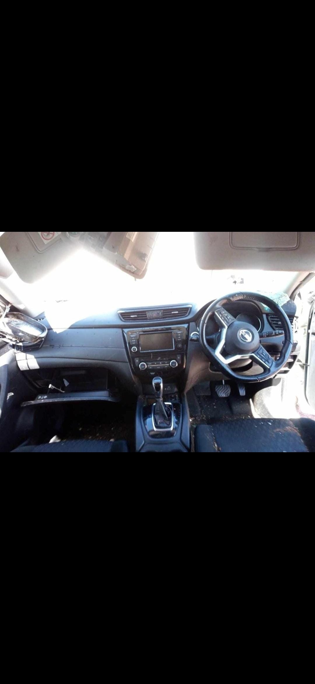 2022 Nissan X-trail T32, QR25 automatic 4x4 petrol stripping for spares - Private Seller