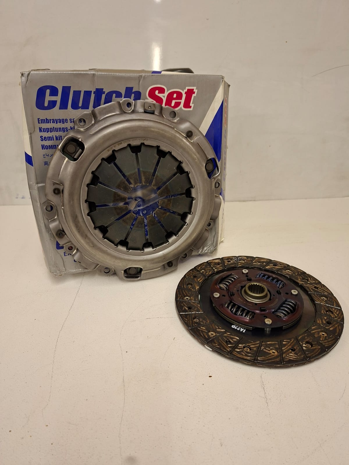EXEDY KWID CLUTCH KIT - Private Seller EXEDY KWID CLUTCH KIT - Private Seller