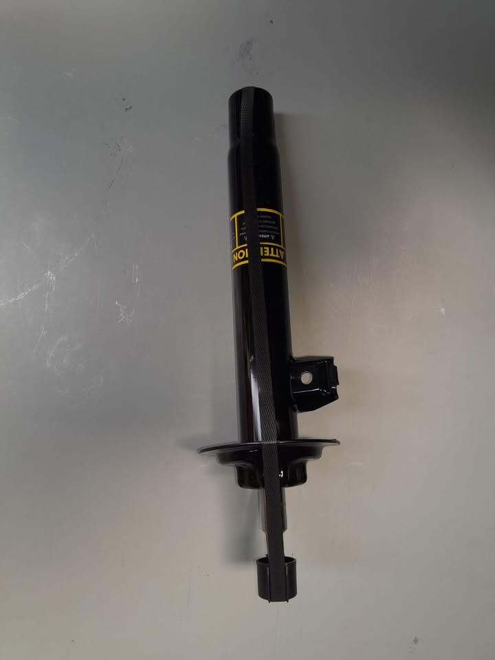 BMW E46 FRONT SHOCK ABSORBER FOR SALE - Private Seller BMW E46 FRONT SHOCK ABSORBER FOR SALE - Private Seller
