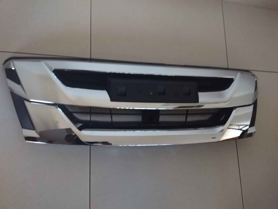 ISUZU KB300 2016 ONWARDS  BRAND NEW FRONT GRILLES CHROME FOR SALE