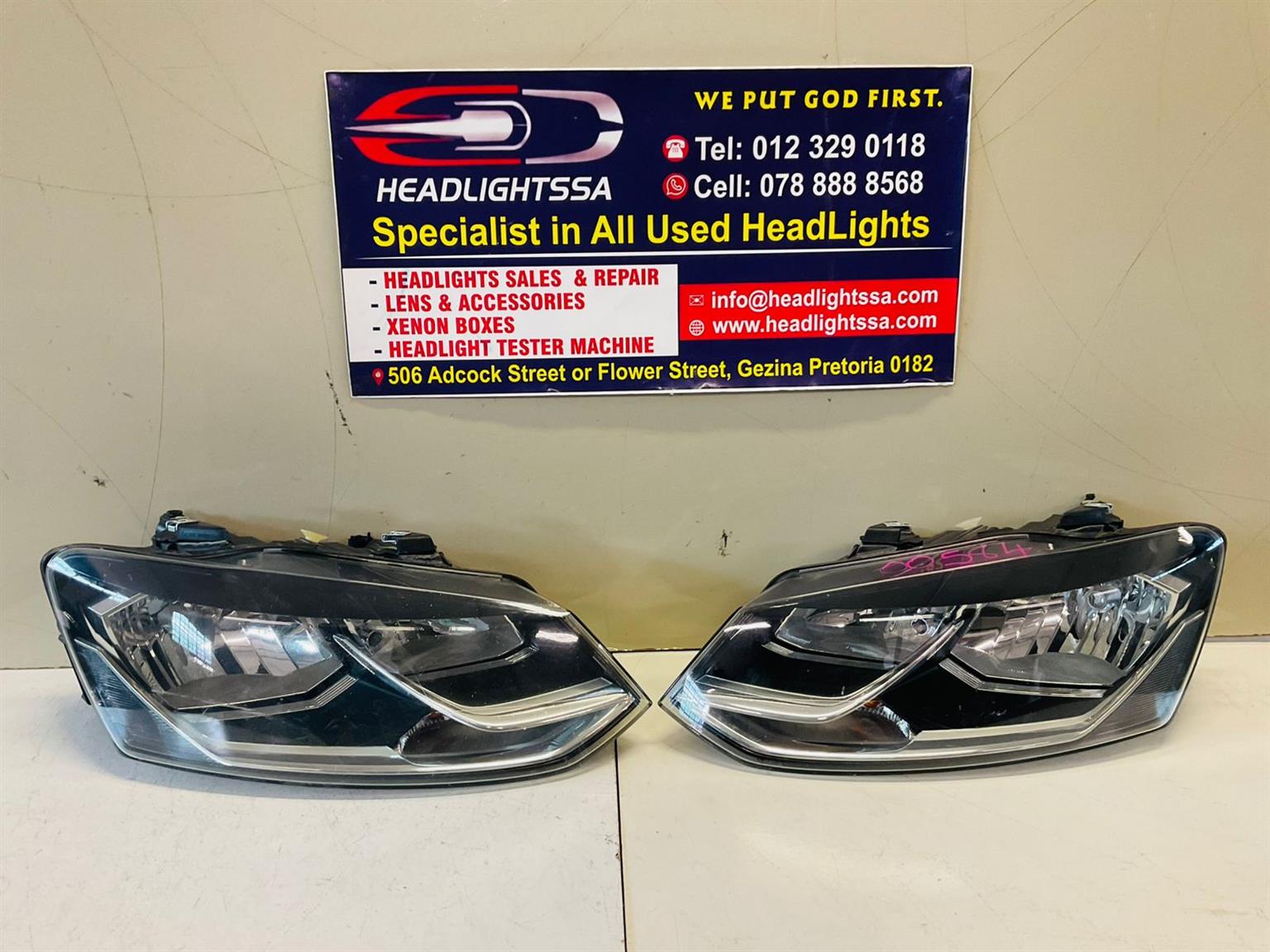 VW Polo 6/7 TSI left side chrome standard headlight - Private Seller VW Polo 6/7 TSI left side chrome standard headlight - Private Seller