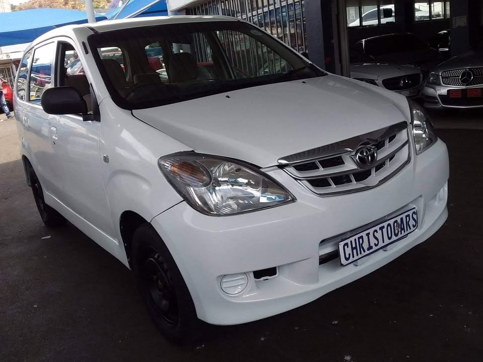 2012 Toyota Avanza sx 7-seater manual 2012
