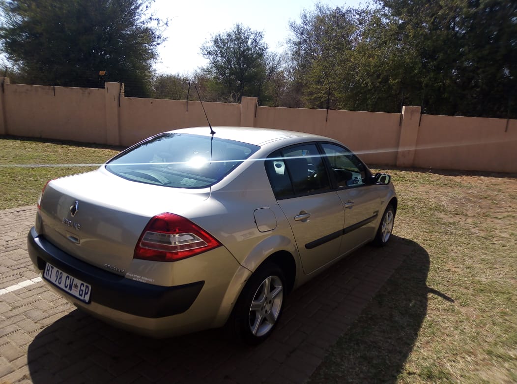 07 Renault Megane 1 6 Dynamique Junk Mail