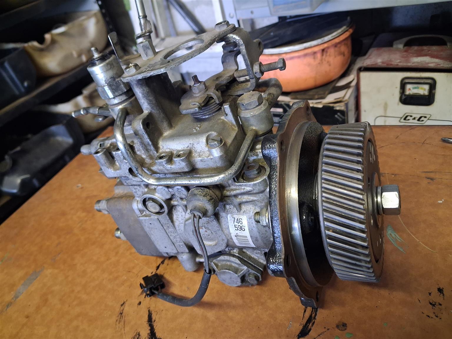 Isuzu 2.5 injector pump - Private Seller Isuzu 2.5 injector pump - Private Seller