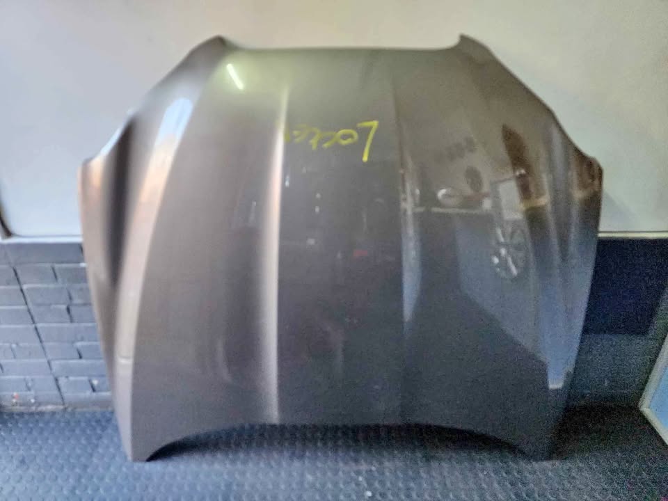 JAGUAR XF BONNET - 08-11 - Private Seller JAGUAR XF BONNET - 08-11 - Private Seller