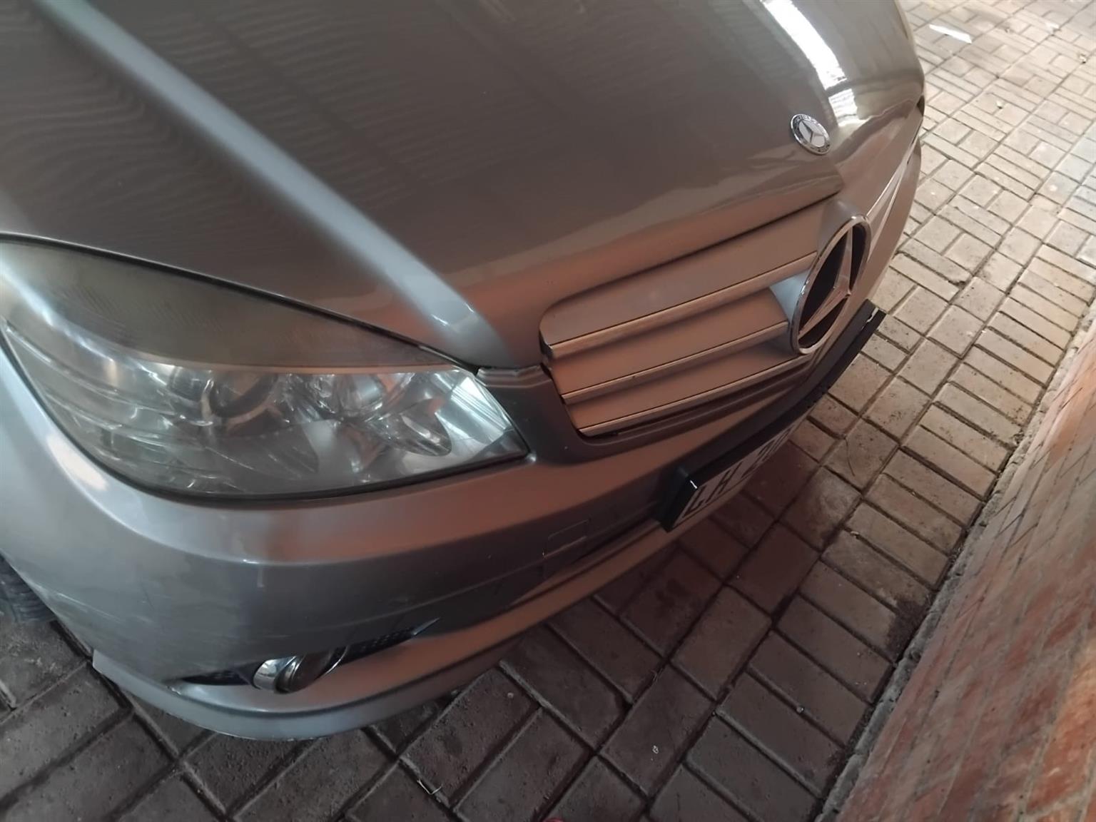 Used 2009 Mercedes-Benz C-Class C200 Avantgarde - Private Seller Used 2009 Mercedes-Benz C-Class C200 Avantgarde - Private Seller