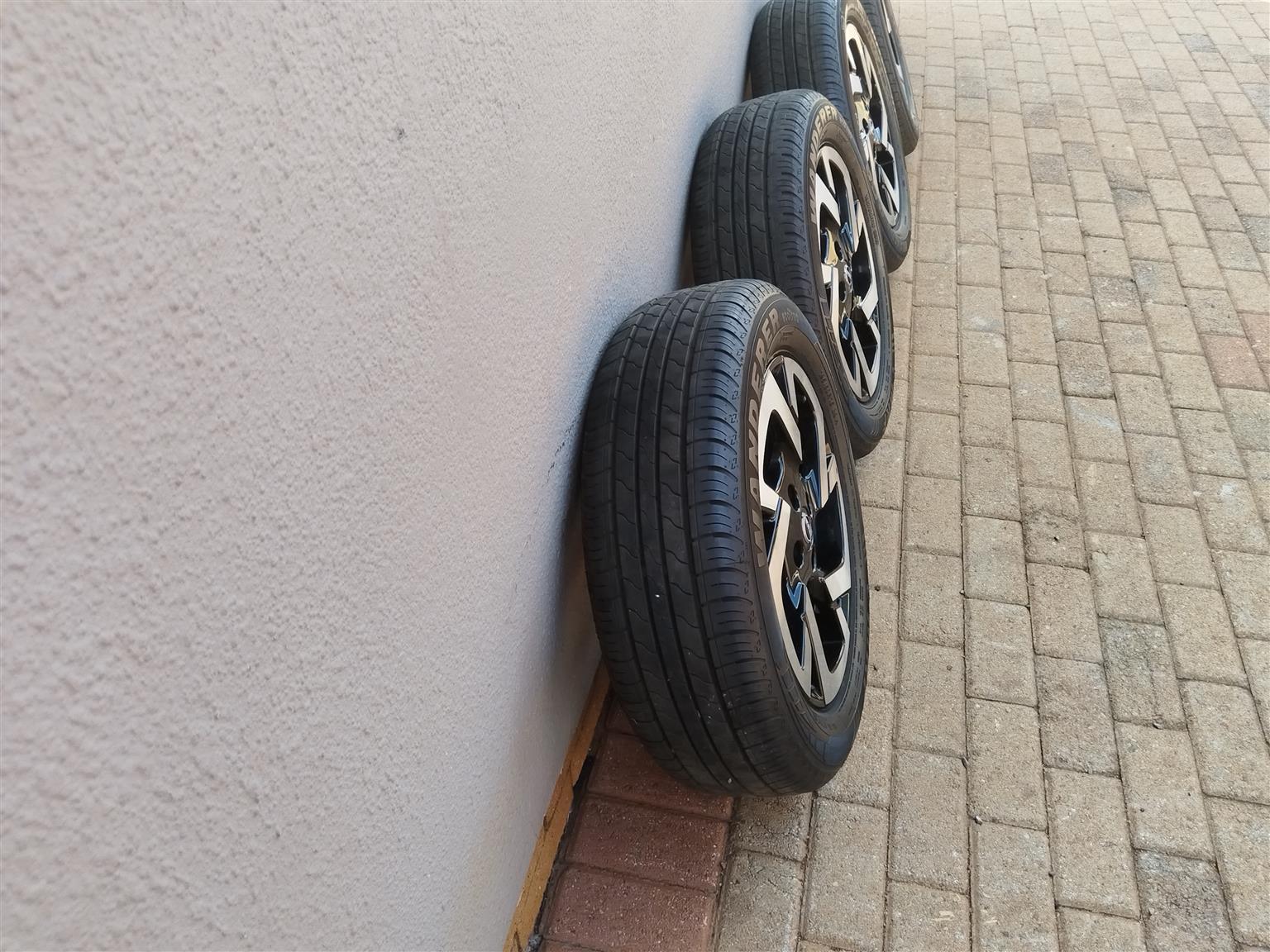 OEM Nissan Magnite Mags and tyres - Private Seller OEM Nissan Magnite Mags and tyres - Private Seller