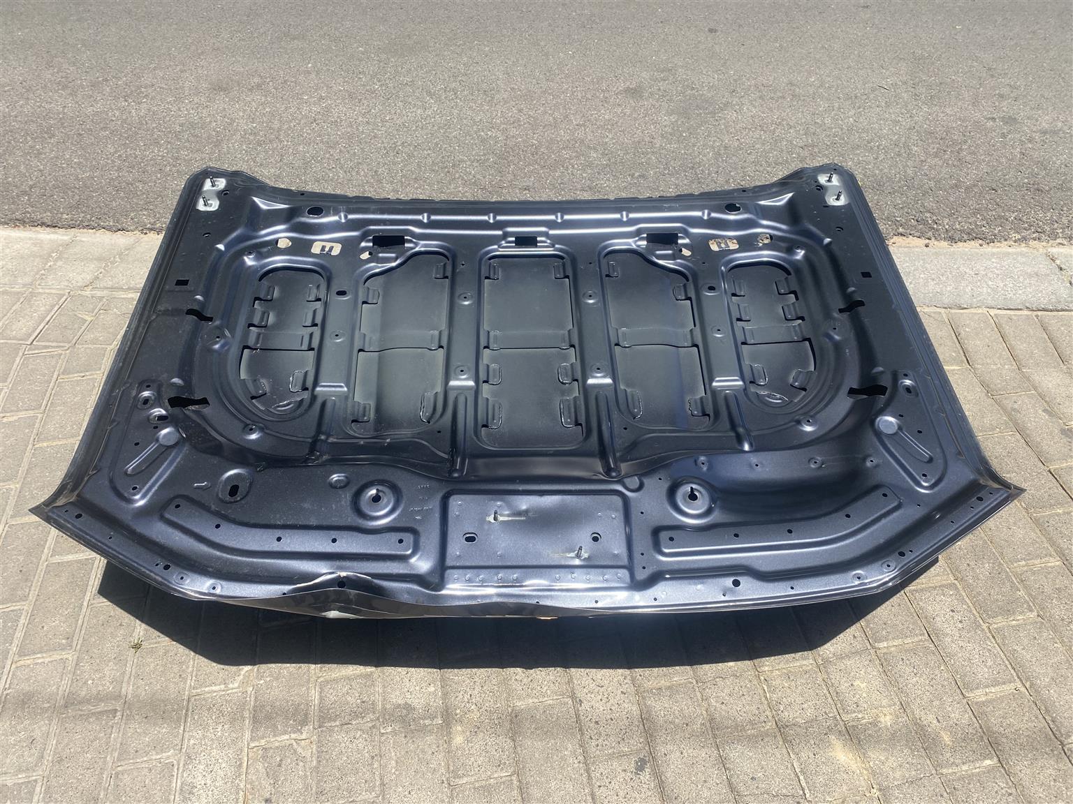 2024 FORD RANGER RAPTOR BONNET FOR SALE. IN EXCELLENT CONDITION - Private Seller