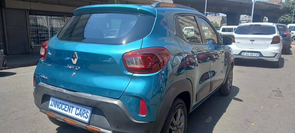 2020 RENAULT KWID 1.0, MANUAL, GREEN COLOUR,