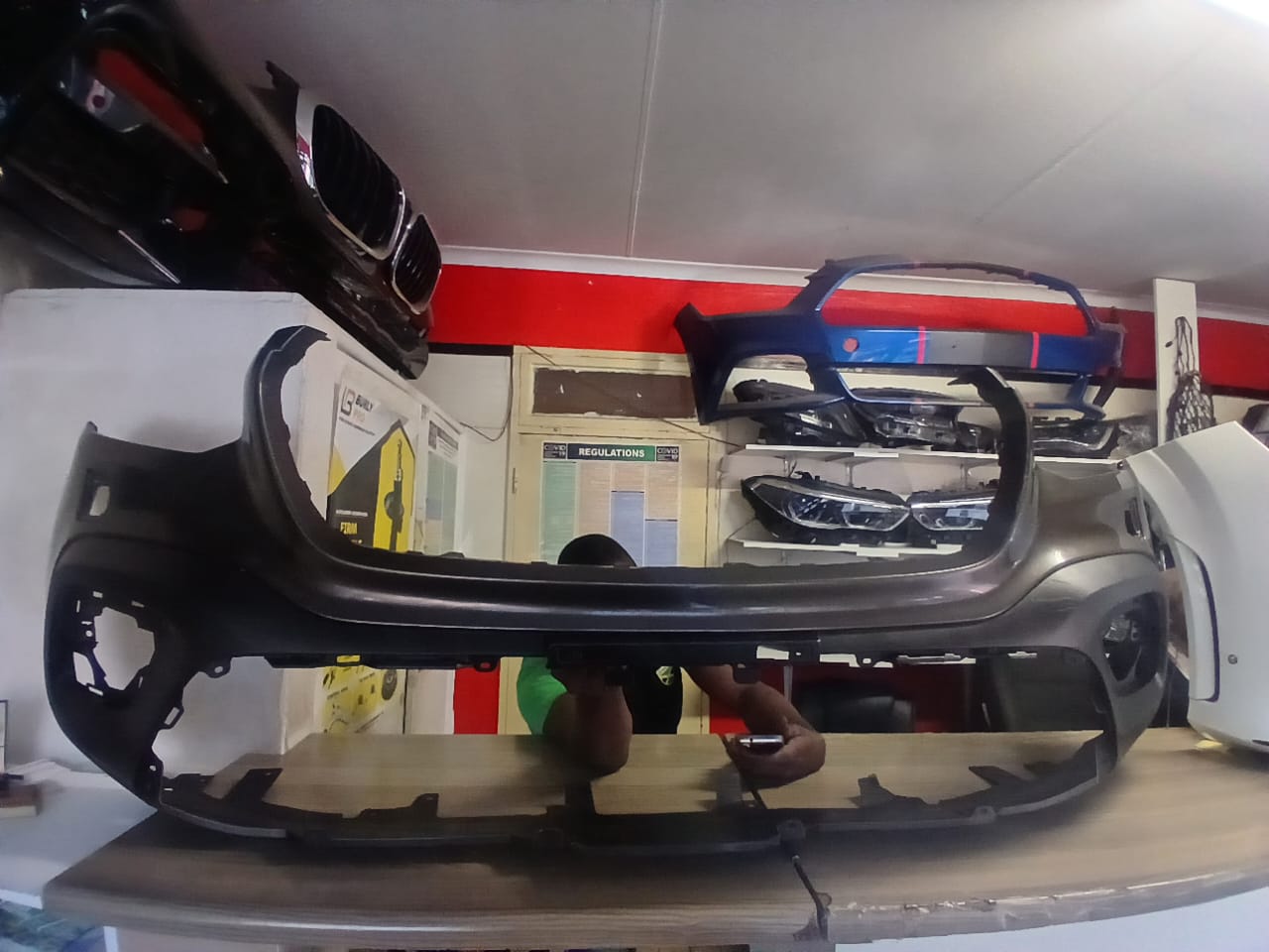 (2021) W470 X-CLASS MERCEDES-BENZBAKKIE FRONT BUMPER - Private Seller (2021) W470 X-CLASS MERCEDES-BENZBAKKIE FRONT BUMPER - Private Seller