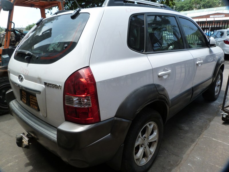 Hyundai Tucson 2.0 Manual G4GC - 2009 SPARESBOYZ STRIPPING FOR SPARES - Private Seller Hyundai Tucson 2.0 Manual G4GC - 2009 SPARESBOYZ STRIPPING FOR SPARES - Private Seller