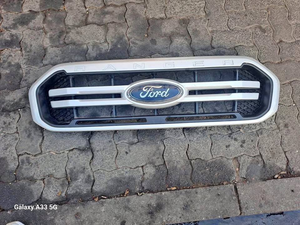 Ford Ranger grill - Private Seller Ford Ranger grill - Private Seller