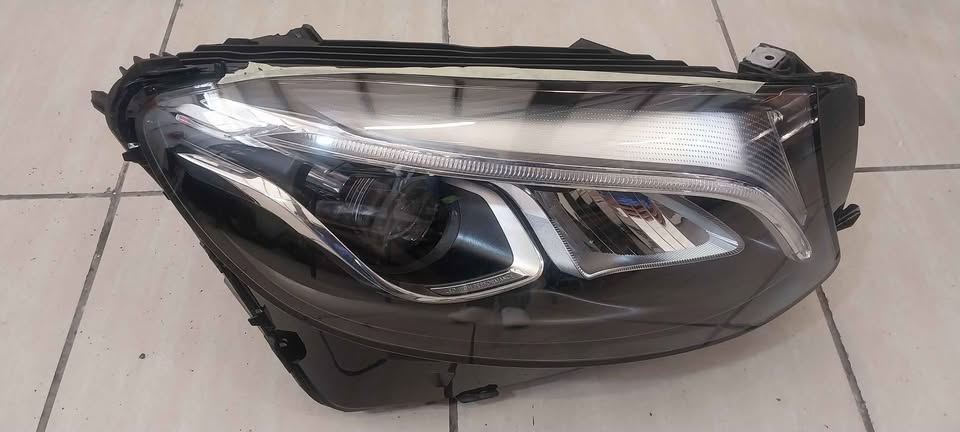 MERCEDES BENZ W253 GLC HEADLIGHT 2019-2022 LED RHS AVAILABLE