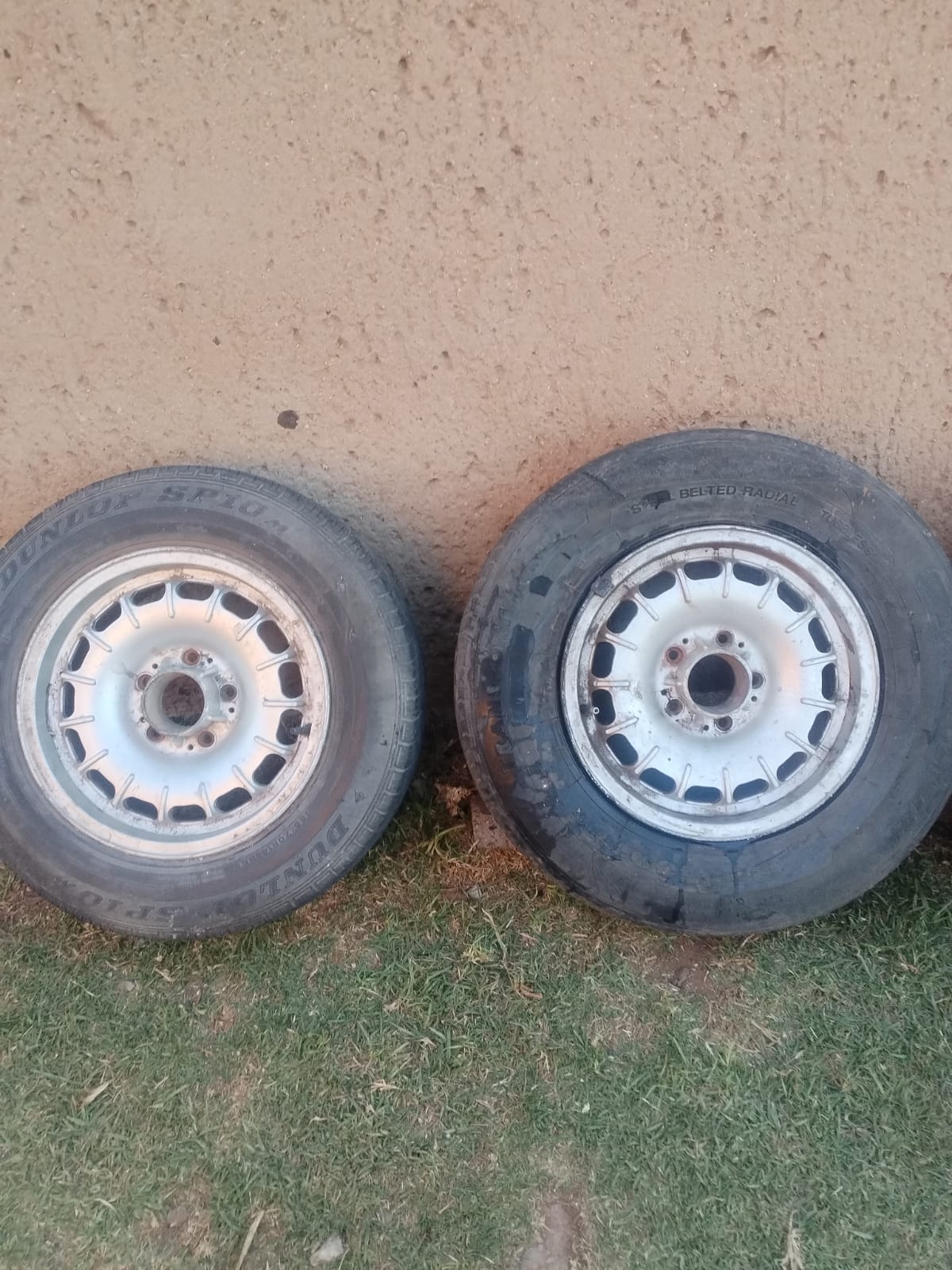 Mercedes Benz Bundt 14Inch Aluminum Rims Factory Original (used) | Junk ...