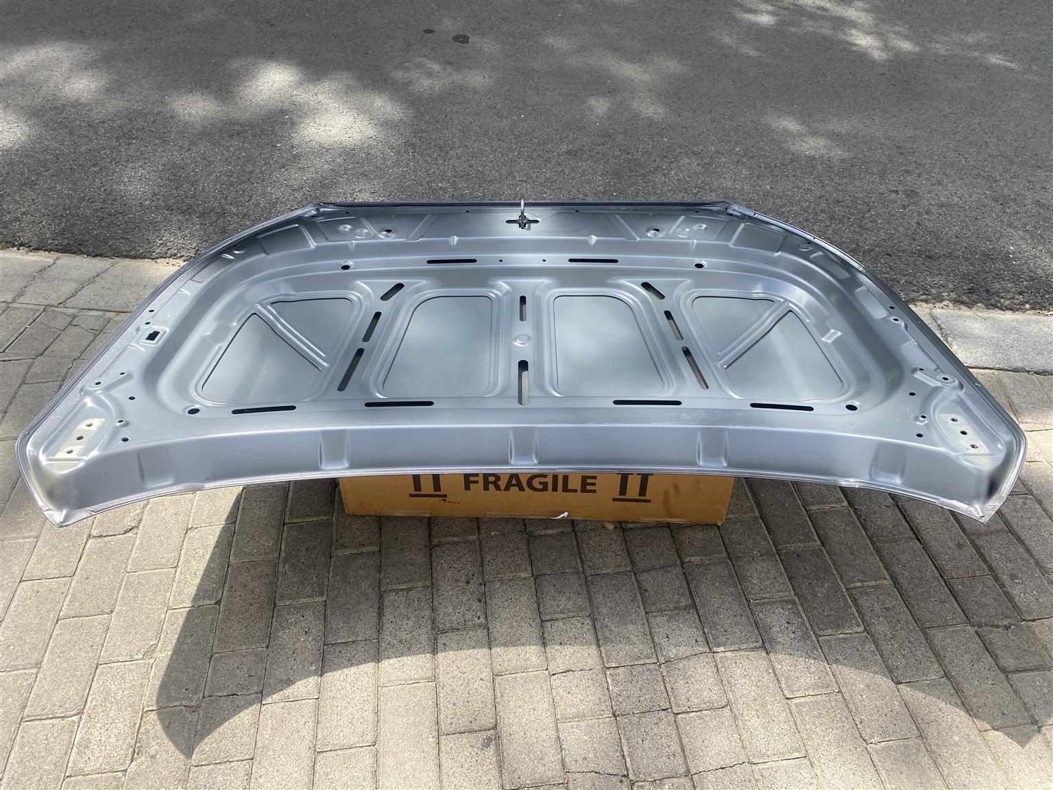 2022 HYUNDAI VENUE BONNET HOOD FOR SALE. IN EXCELLENT CONDITION - Private Seller