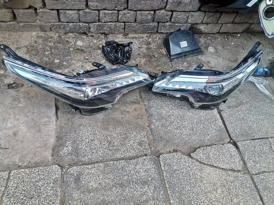Toyota Fortuner Gd6 Headlight LED left & Right Used Auto Body Spare Parts - Private Seller Toyota Fortuner Gd6 Headlight LED left & Right Used Auto Body Spare Parts - Private Seller