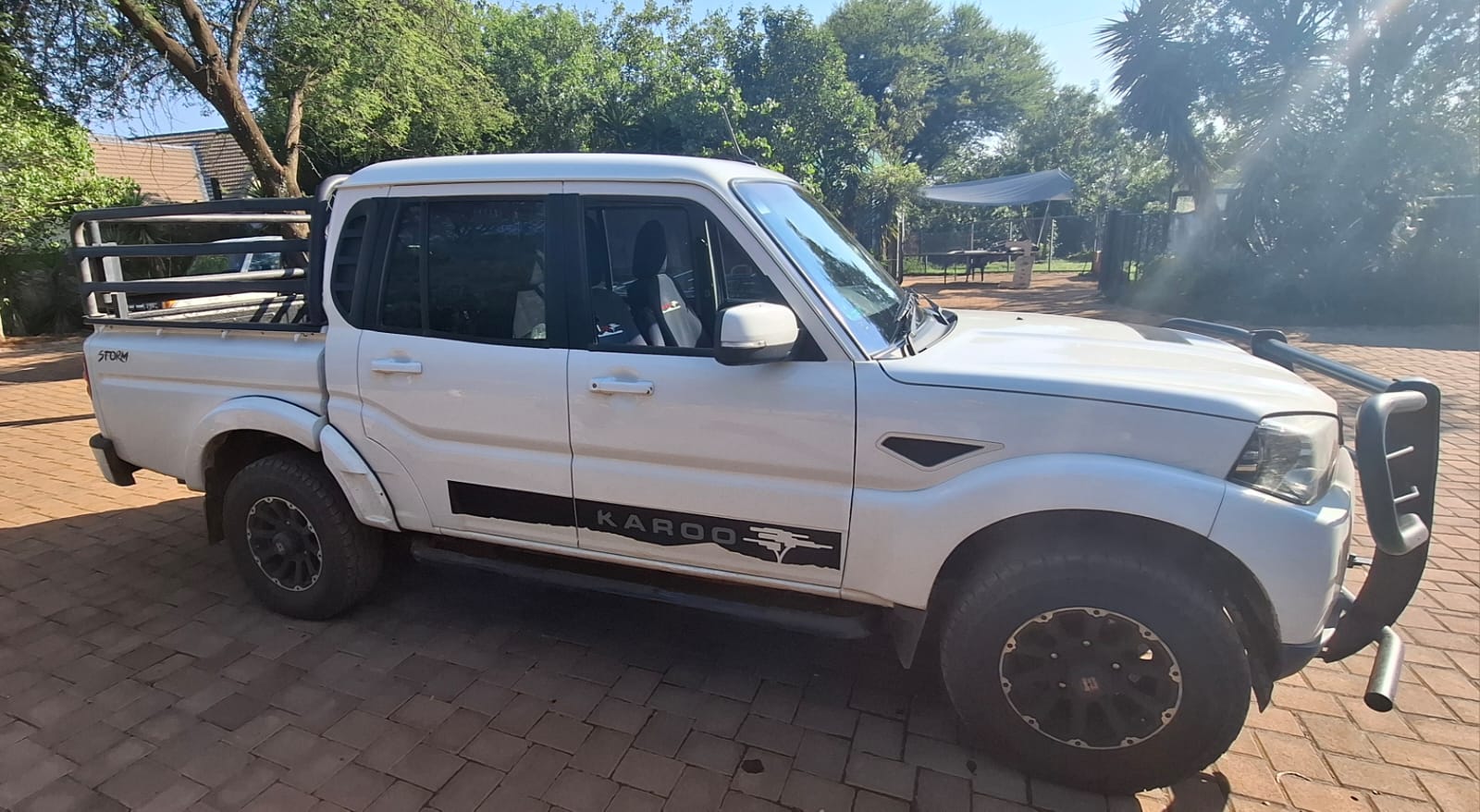 Mahindra cattle rails DC - Private Seller