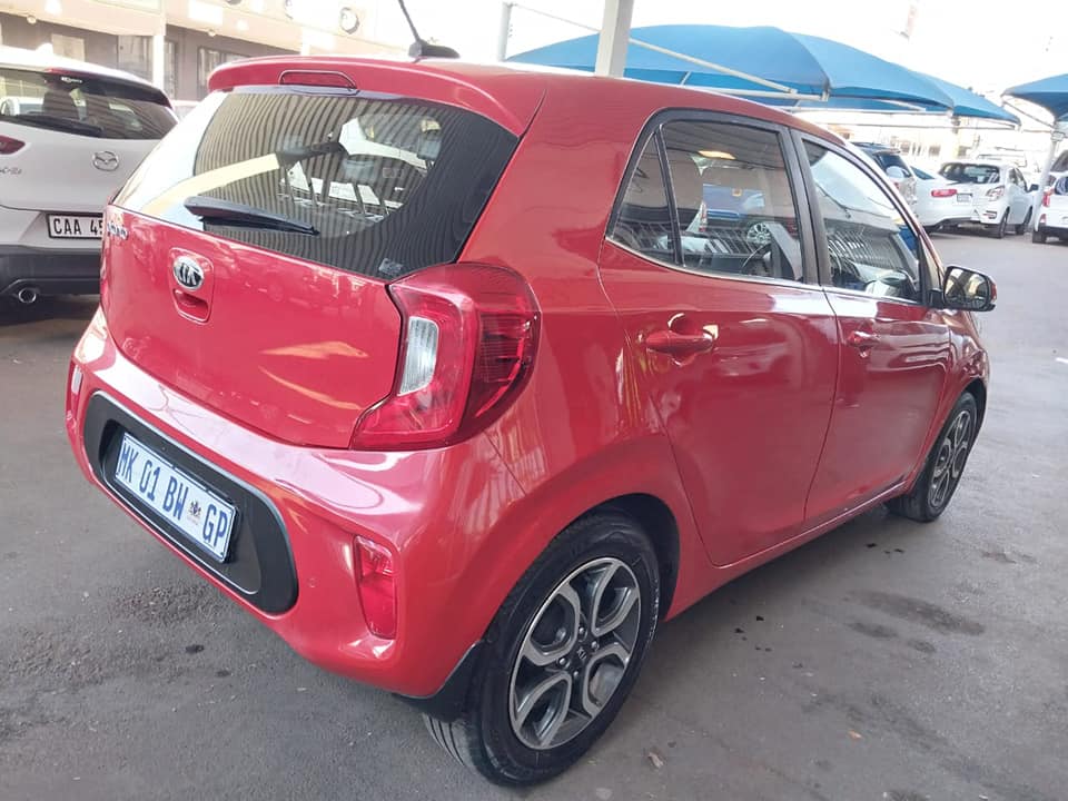 2017 KIA PICANTO SMART 1.2 89 000KM RED COLOR MANUEL PETROL