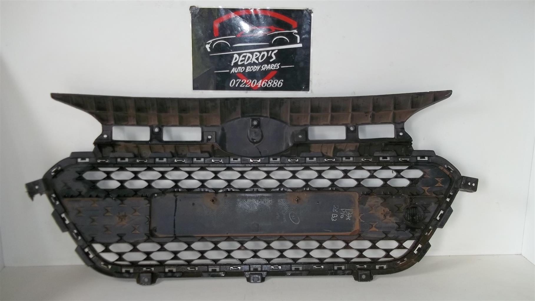 Hyundai I20 grille - Private Seller