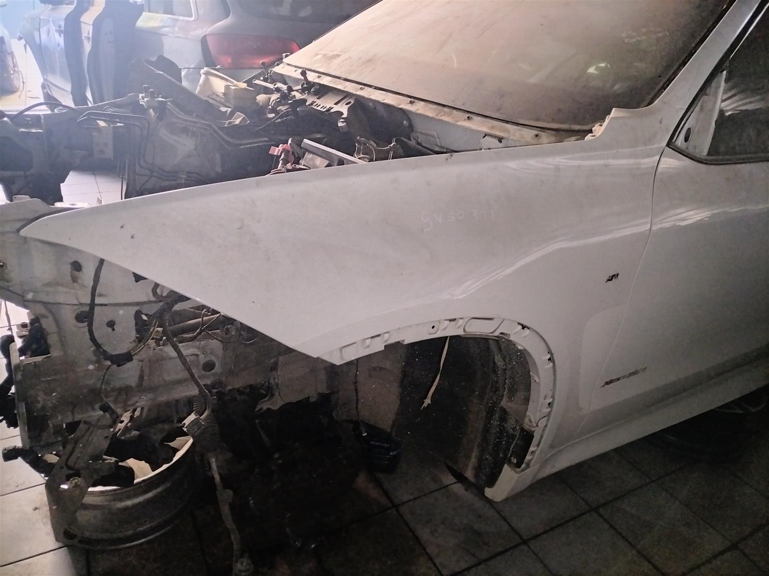 BMW X5 F15 fender for sale second hand - Private Seller BMW X5 F15 fender for sale second hand - Private Seller