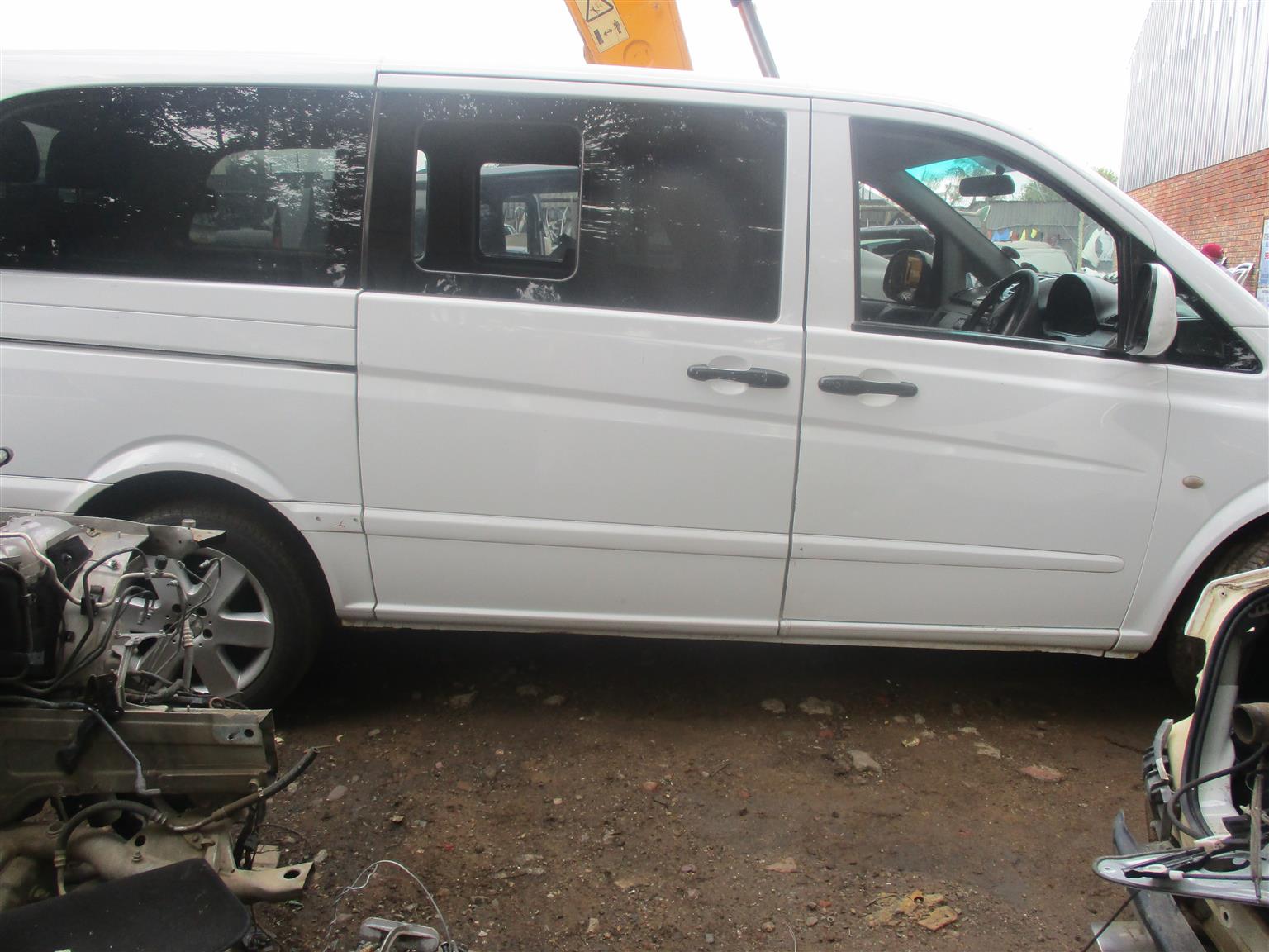 Mercedes Benz Vito 115 manual diesel 2006 used parts for sale