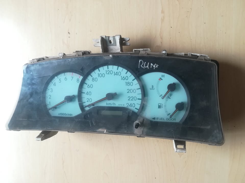 TOYOTA RUN-EX CLUSTER - Private Seller TOYOTA RUN-EX CLUSTER - Private Seller