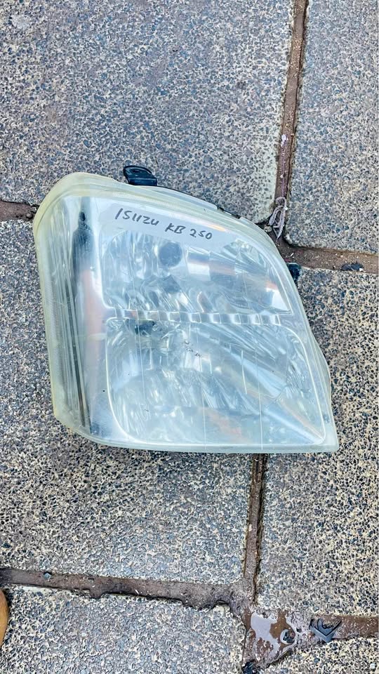 Isuzu KB250 headlight - Private Seller Isuzu KB250 headlight - Private Seller
