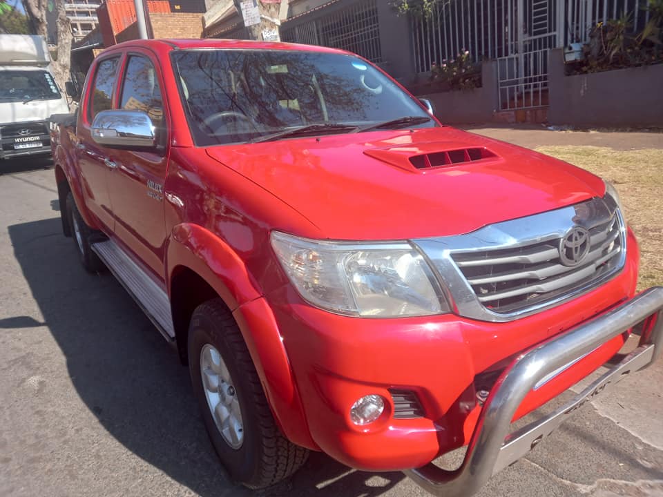 2007 TOYOTA HILUX 3.0 D4D DIESEL ENGINE, DOUBLE CAB, MANUAL, RED COLOR, MILEAGE 105000KMS